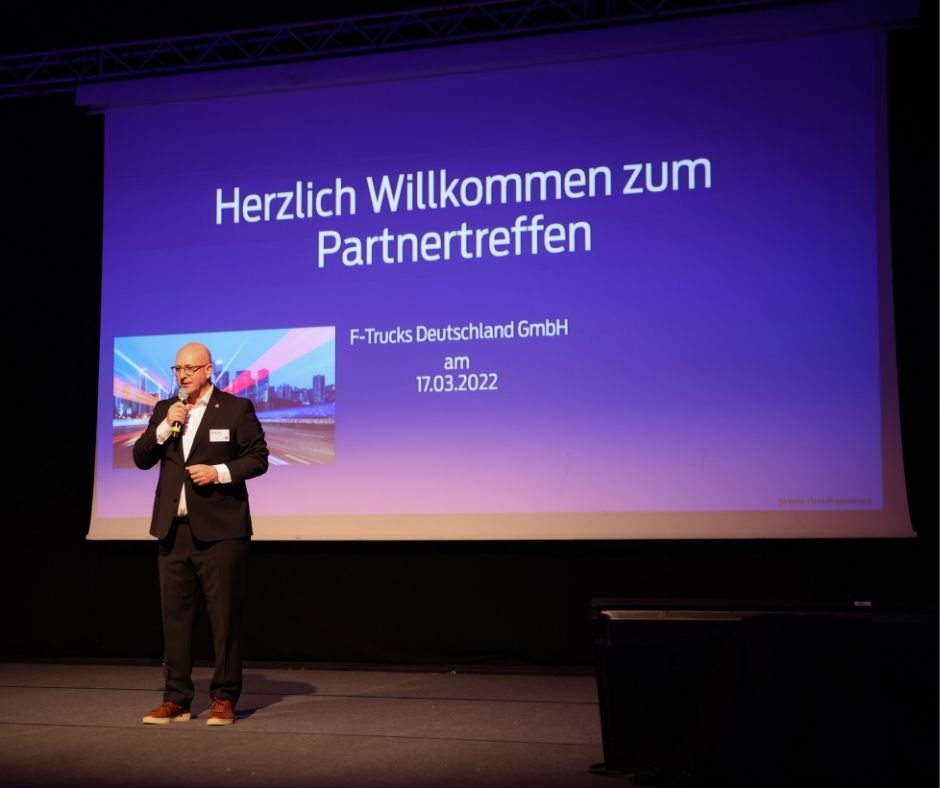 Treffen der F-Trucks Deutschland Partner - Präsentation